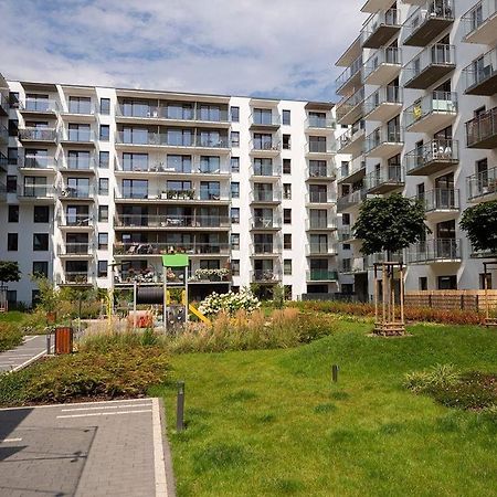 Easy & Comfortable, With Balcony, Very Close To The Center Varşova Dış mekan fotoğraf